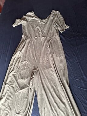 Maternity jumpsuit